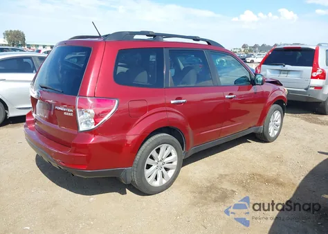 2011 Subaru Forester 2.5X Premium из США, поврежденный, VIN JF2SHADC2BH725357